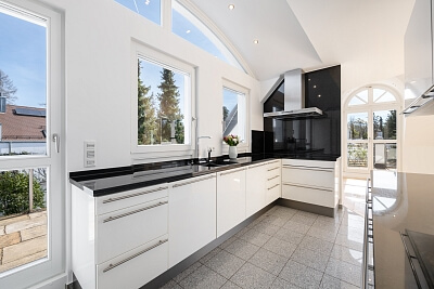 Nemecko, Bavorsko - Mníchov | Predaj, Byt, 3-izbový, 272 m²