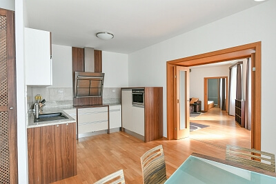 U Lužického semináře, Malá Strana - Praha 1 | Pronájem, Byt, 2+1, 85 m²