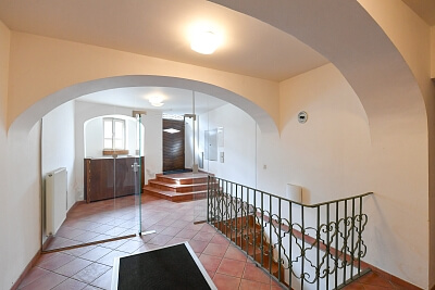 U Lužického semináře, Malá Strana - Praha 1 | Pronájem, Byt, 2+1, 85 m²