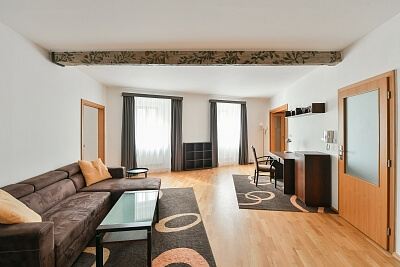 U Lužického semináře, Malá Strana - Praha 1 | Pronájem, Byt, 2+1, 85 m²