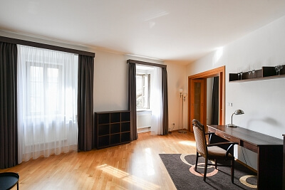 U Lužického semináře, Malá Strana - Praha 1 | Pronájem, Byt, 2+1, 85 m²