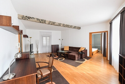 U Lužického semináře, Malá Strana - Praha 1 | Pronájem, Byt, 2+1, 85 m²