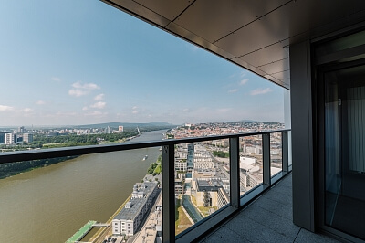 Pribinova, Ružinov - Bratislava II | Pronájem, Byt, 2+kk, 67 m²