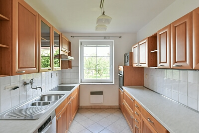 K Tuchoměřicům, Přední Kopanina - Praha 6 | Pronájem, Rodinný dům, 6+1, 250 m²