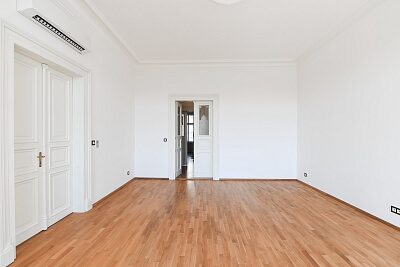 Malostranské nábřeží, Malá Strana - Praha 1 | Pronájem, Byt, 3+1, 140 m²