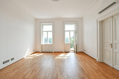 Malostranské nábřeží, Malá Strana - Praha 1 | Pronájem, Byt, 3+1, 140 m²