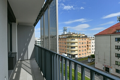 Kolbenova, Vysočany - Praha 9 | Pronájem, Byt, 2+kk, 101 m²