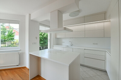 Centrální, Zdiby - Praha-východ | Pronájem, Rodinný dům, 5+kk, 300 m²