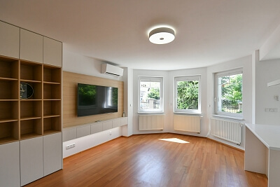 Centrální, Zdiby - Praha-východ | Pronájem, Rodinný dům, 5+kk, 300 m²