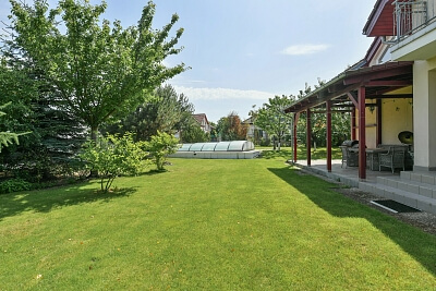 Centrální, Zdiby - Praha-východ | Pronájem, Rodinný dům, 5+kk, 300 m²