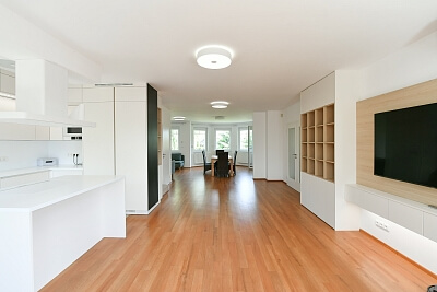 Centrální, Zdiby - Praha-východ | Pronájem, Rodinný dům, 5+kk, 300 m²