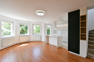 Centrální, Zdiby - Praha-východ | Pronájem, Rodinný dům, 5+kk, 300 m²