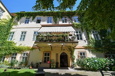 Husova, Staré Město - Praha 1 | Pronájem, Byt, 2+kk, 110 m²