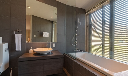 Japan, Hokkaido - Niseko Hirafu | Sale, House, Four-bedroom (5+kk), 223 m²