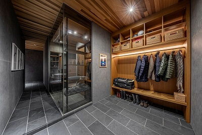 Japan, Hokkaido - Niseko Hirafu | Sale, House, Four-bedroom (5+kk), 745 m²