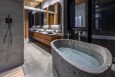 Japan, Hokkaido - Niseko Hirafu | Sale, House, Four-bedroom (5+kk), 745 m²