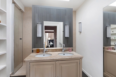 France, Île-de-France - Paris | Sale, House, Four-bedroom (5+1), 1 400 m²