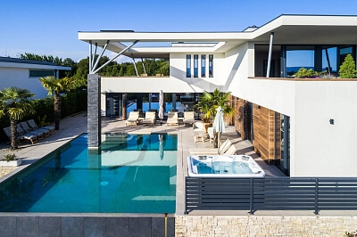 Chorvatsko, Přímořsko-gorskokotarská župa - Krk | Prodej, Rodinný dům, 6+kk, 427 m²