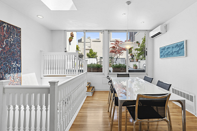 USA, New York - New York City | Sale, House, Four-bedroom (5+1), 300 m²