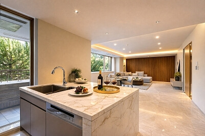 Japan, Tokyo - Minato City | Sale, Apartment, Three-bedroom (4+kk), 149 m²