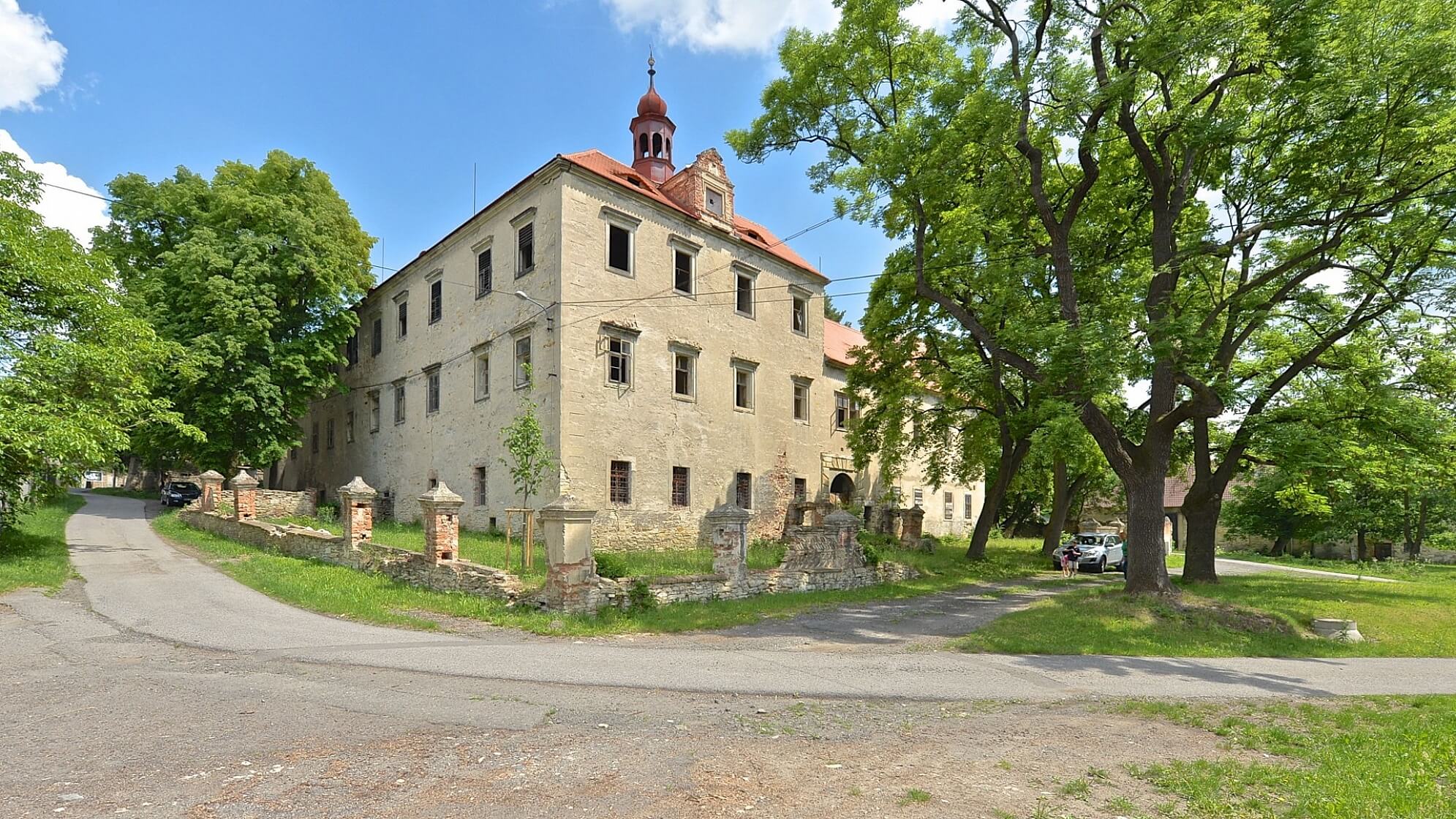 Historical Buildings and Landmarks for Investment