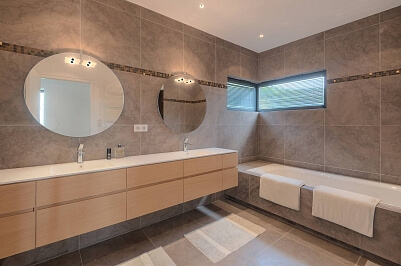 Francie, Provence-Alpy-Azurové pobřeží - Mérindol | Prodej, Rodinný dům, 4+kk, 240 m²