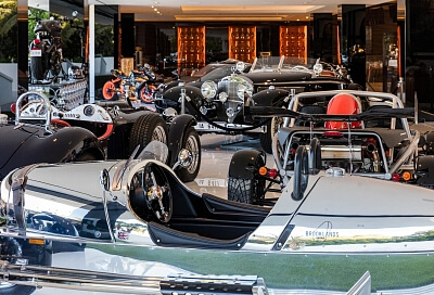 USA, Kalifornie - Los Angeles | Prodej, Rodinný dům, 18+1, 3 530 m²