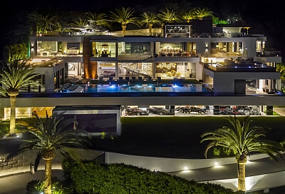 USA, Kalifornie - Los Angeles | Prodej, Rodinný dům, 18+1, 3 530 m²