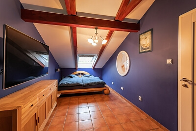 Jabloňová, Jesenice - Praha-západ | Prodej, Rodinný dům, 7+kk, 360 m²