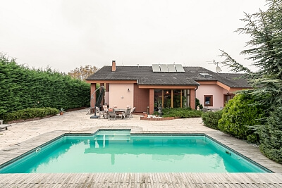 Jabloňová, Jesenice - Praha-západ | Prodej, Rodinný dům, 7+kk, 360 m²