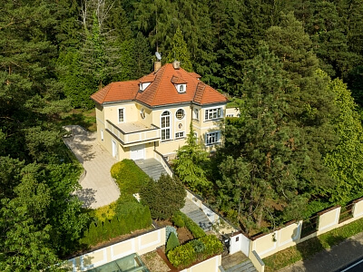 Pražská, Jevany - Praha-východ | Prodej, Rodinný dům, 7+1, 696 m²