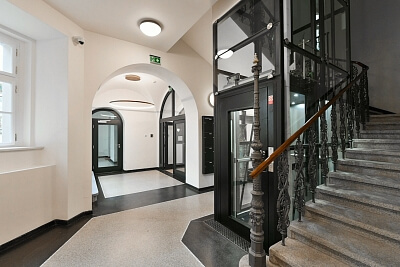 Janáčkovo nábřeží, Malá Strana - Praha 5 | Pronájem, Byt, 4+kk, 202 m²