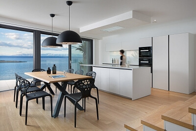 Chorvátsko, Ostrov Korčula - Korčula | Predaj, Rodinný dom, 5-izbový, 350 m²