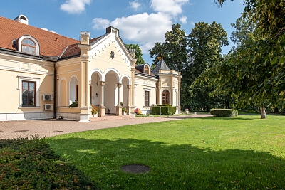 Hlavná Jaslovce, Jaslovské Bohunice - Trnava | Predaj, Historický objekt, 1 609 m²