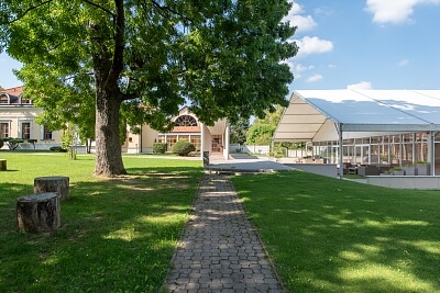 Hlavná Jaslovce, Jaslovské Bohunice - Trnava | Predaj, Historický objekt, 1 609 m²