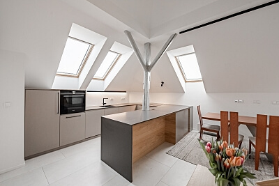 U Nikolajky, Smíchov - Praha 5 | Prodej, Byt, 5+kk, 187 m²