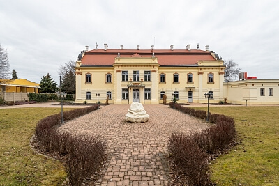 Sasinkovo - Hlohovec | Predaj, Historický objekt, 900 m²