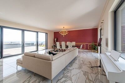 Pod Vachmajstrom, Nové Mesto - Bratislava III | Predaj, Byt, 5-izbový, 251 m²