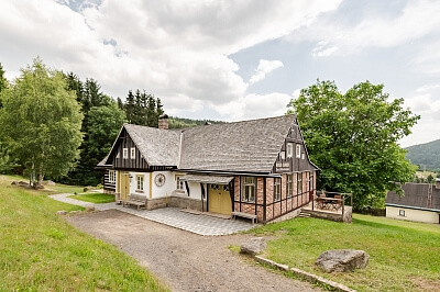 U Herty, Tanvald - Jablonec nad Nisou | Predaj, Rodinný dom, 7-izbový, 303 m²