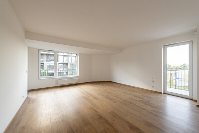Fialová, Petržalka - Bratislava V | Predaj, Byt, 3-izbový, 96 m²