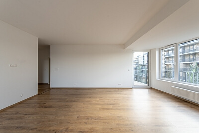 Fialová, Petržalka - Bratislava V | Predaj, Byt, 3-izbový, 96 m²