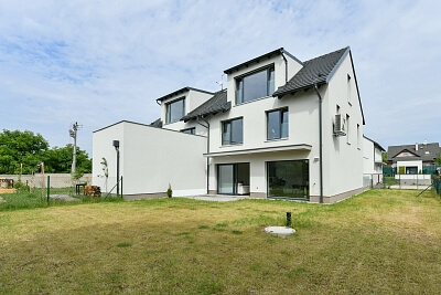 Patočkova, Horoměřice - Praha-západ | Prodej, Rodinný dům, 6+kk, 180 m²