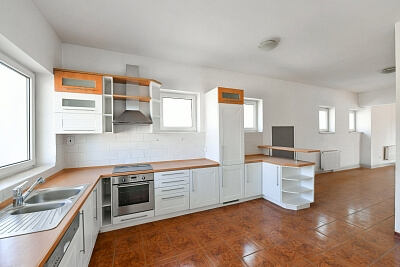 Hubičkova, Modřany - Prague 4 | Sale, House, 477 m²
