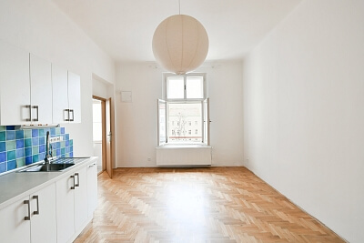 Řipská, Vinohrady - Prague 3 | Sale, Apartment, One-bedroom (2+kk), 52 m²