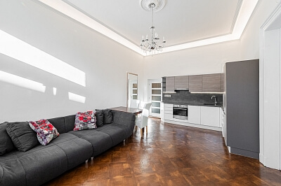 Mánesova, Vinohrady - Prague 2 | Sale, Apartment, One-bedroom (2+kk), 64 m²