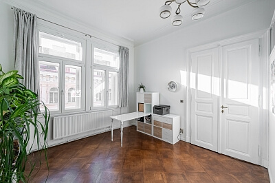 Mánesova, Vinohrady - Prague 2 | Sale, Apartment, One-bedroom (2+kk), 64 m²