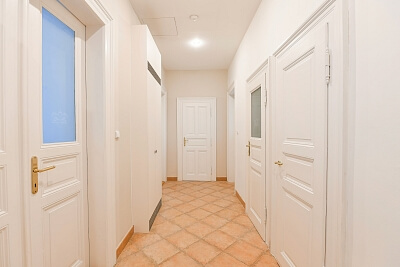 Veleslavínova, Staré Město - Prague 1 | Sale, Apartment, Five-bedroom (6+1), 296 m²