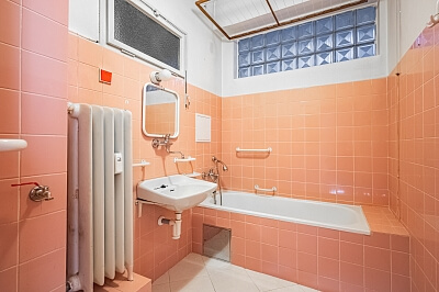 Kostelní, Holešovice - Prague 7 | Sale, Apartment, Three-bedroom (4+1), 141 m²