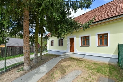 Lipová, Lštění - Benešov | Pronájem, Byt, 3+kk, 97 m²