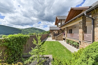 Orlové, Považská Bystrica - Považská Bystrica | Predaj, Rodinný dom, 8-izbový, 863 m²